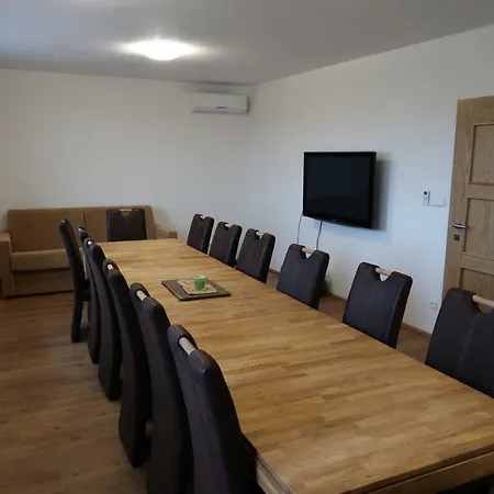 Apartman Matyas Drnholec Exterior photo